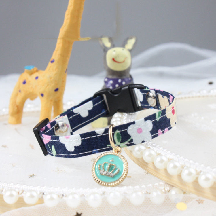 Lightly Adjustable Pet Floral Collar